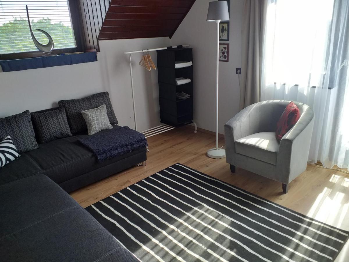 Art Inn Apartmanhaz Balaton-Gyenesdias Luaran gambar