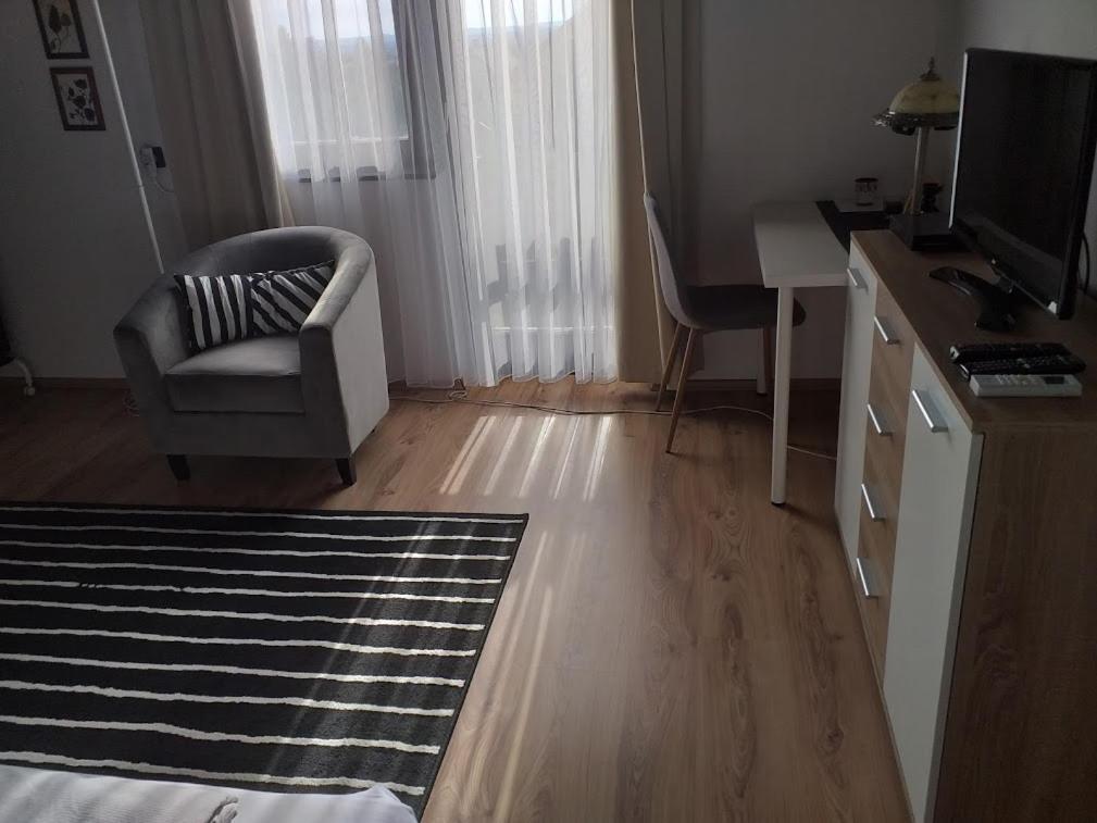 Art Inn Apartmanhaz Balaton-Gyenesdias Luaran gambar