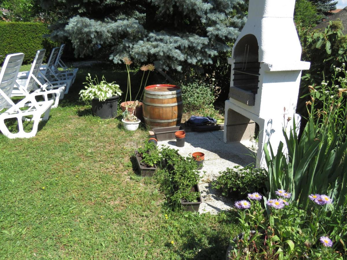 Art Inn Apartmanhaz Balaton-Gyenesdias Luaran gambar