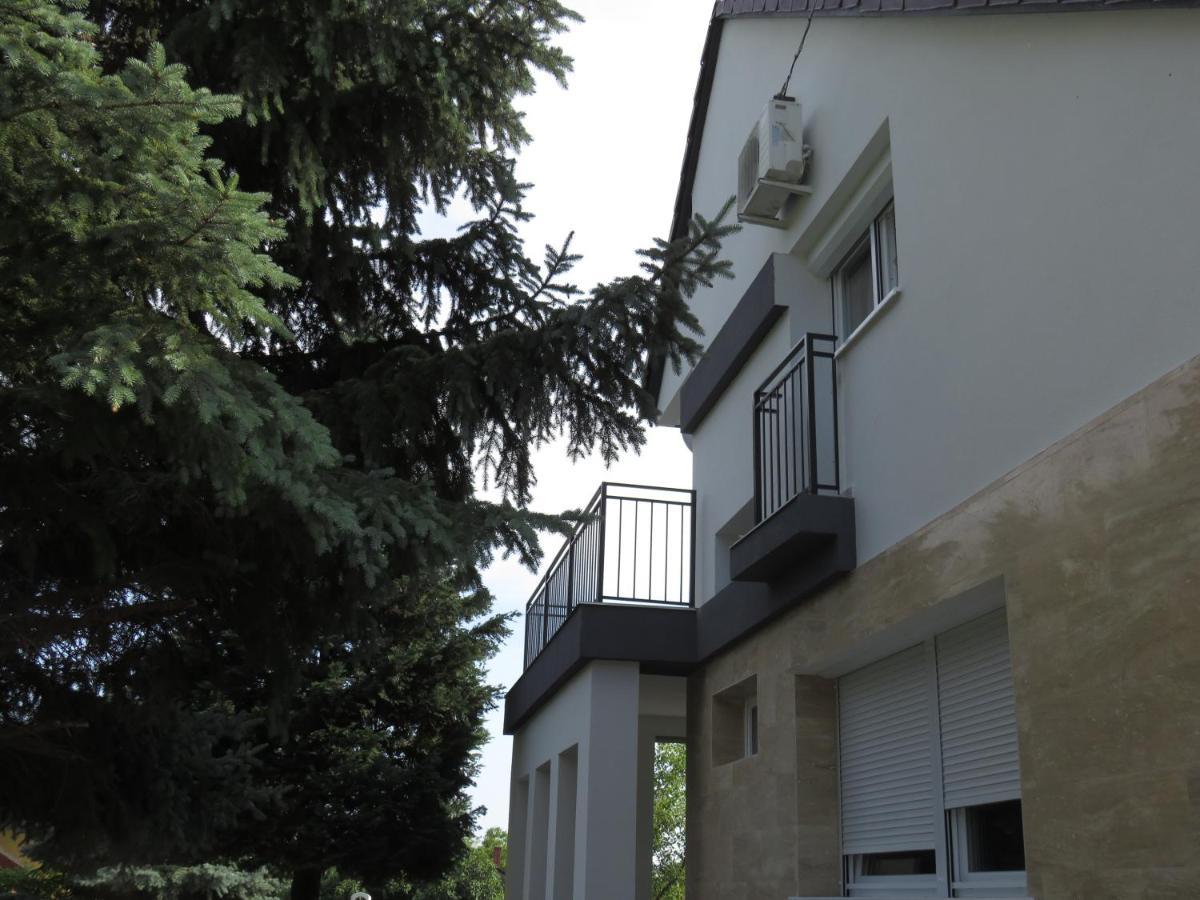 Art Inn Apartmanhaz Balaton-Gyenesdias Luaran gambar
