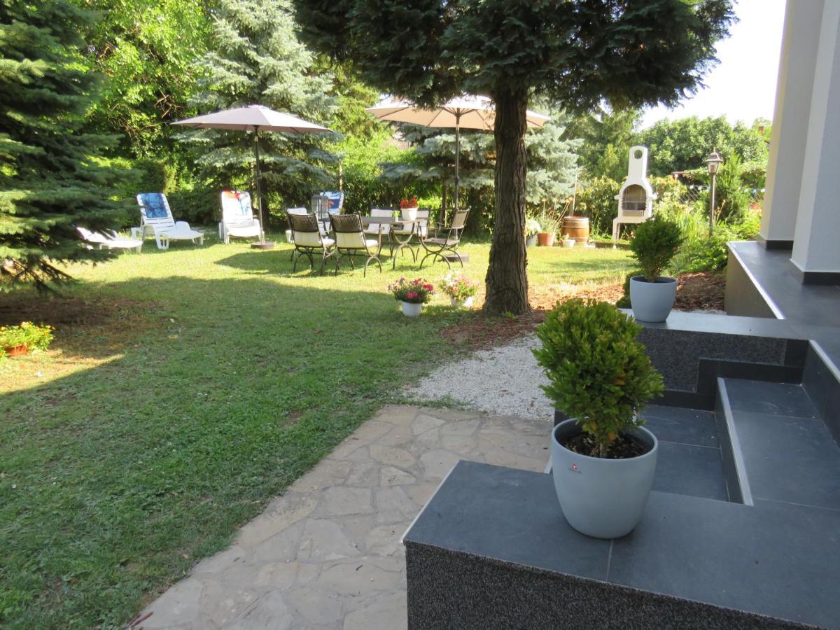 Art Inn Apartmanhaz Balaton-Gyenesdias Luaran gambar